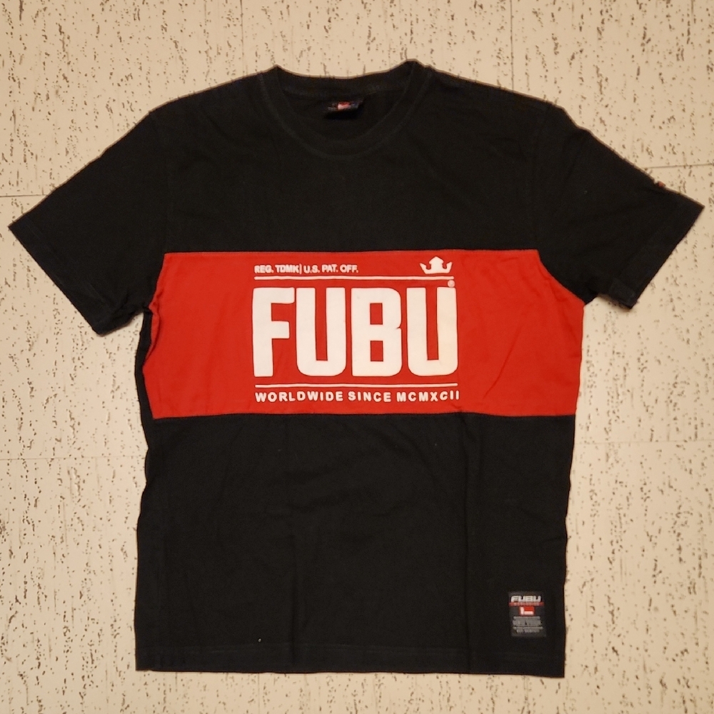 Fubu Red & Black Spellout Crewneck T-Shirt Vintage Y2K